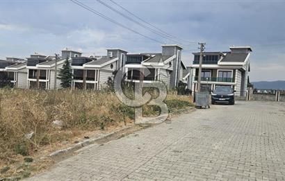 YALOVA KADIKÖY ÖZDEN MAHALLESİNDE SATILIK TİCARİ KONUT İMRALI ARSA!