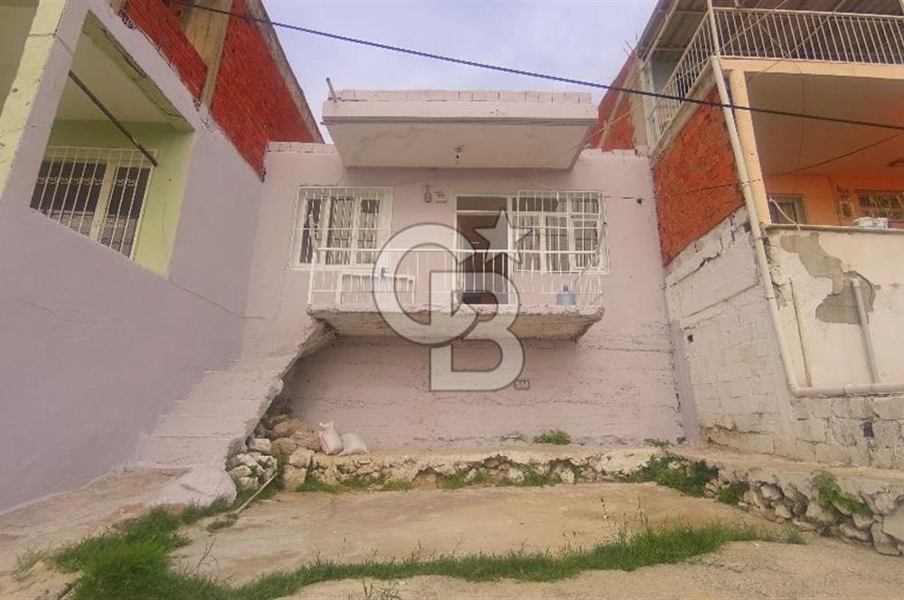 Karşıyaka Cumhuriyet Mah.Çift Cepheli Bahçeli Müstakil 2+1 Daire