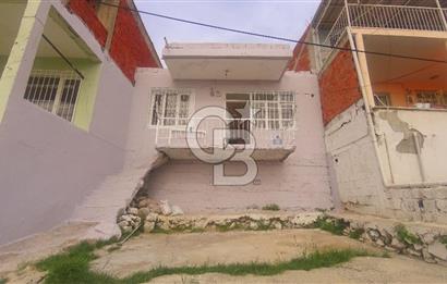 Karşıyaka Cumhuriyet Mah.Çift Cepheli Bahçeli Müstakil 2+1 Daire
