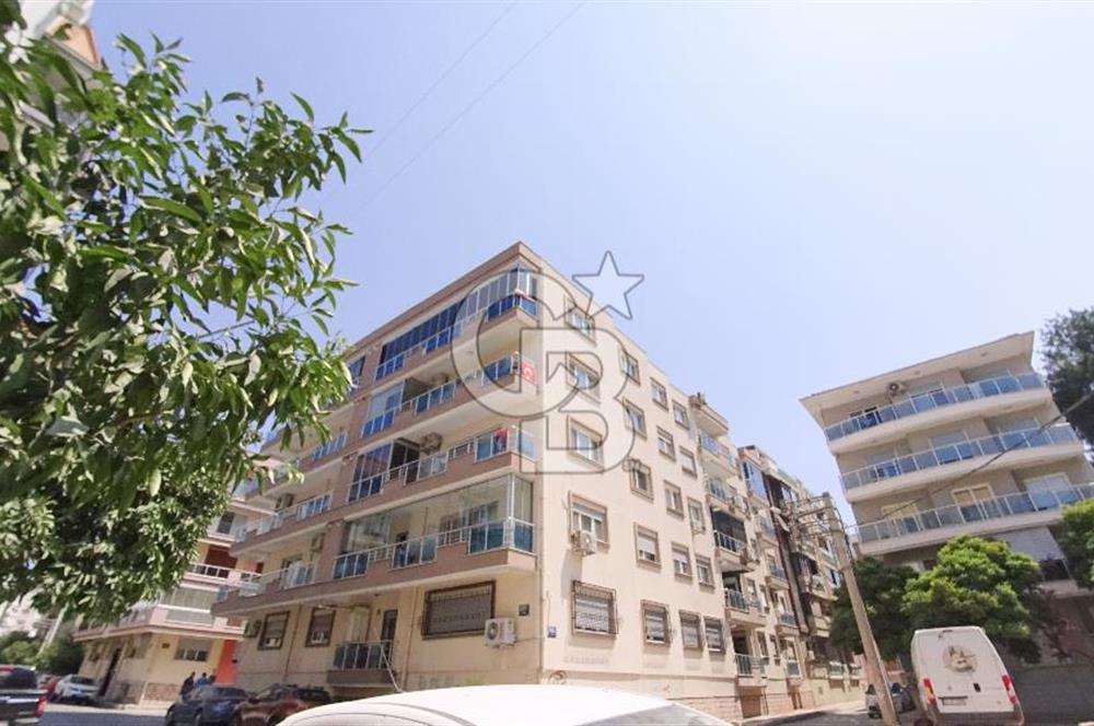 İzmir Karşıyaka Yalı Mh.Donanımlı Kiralık Büyük 3+1 175² Daire