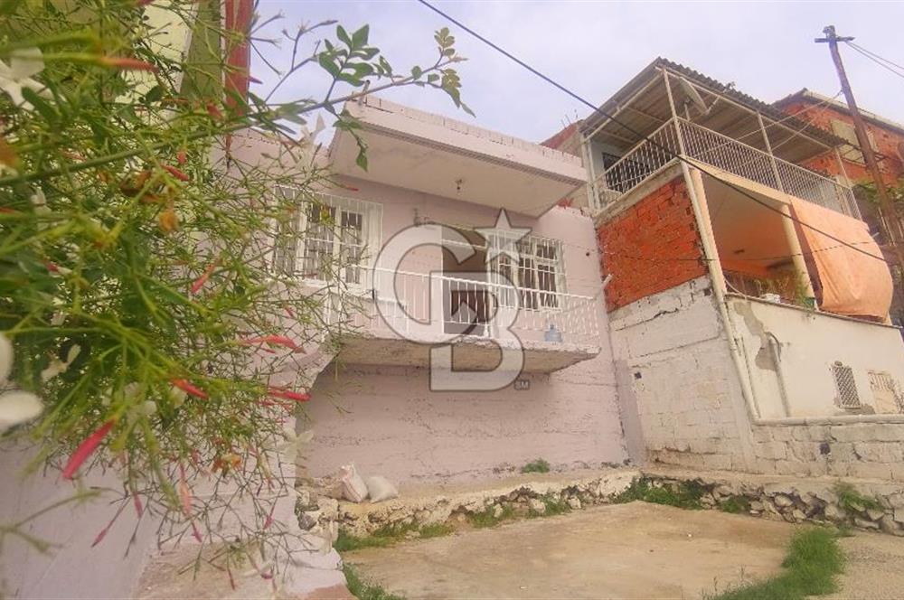 Karşıyaka Cumhuriyet Mah.Çift Cepheli Bahçeli Müstakil 2+1 Daire
