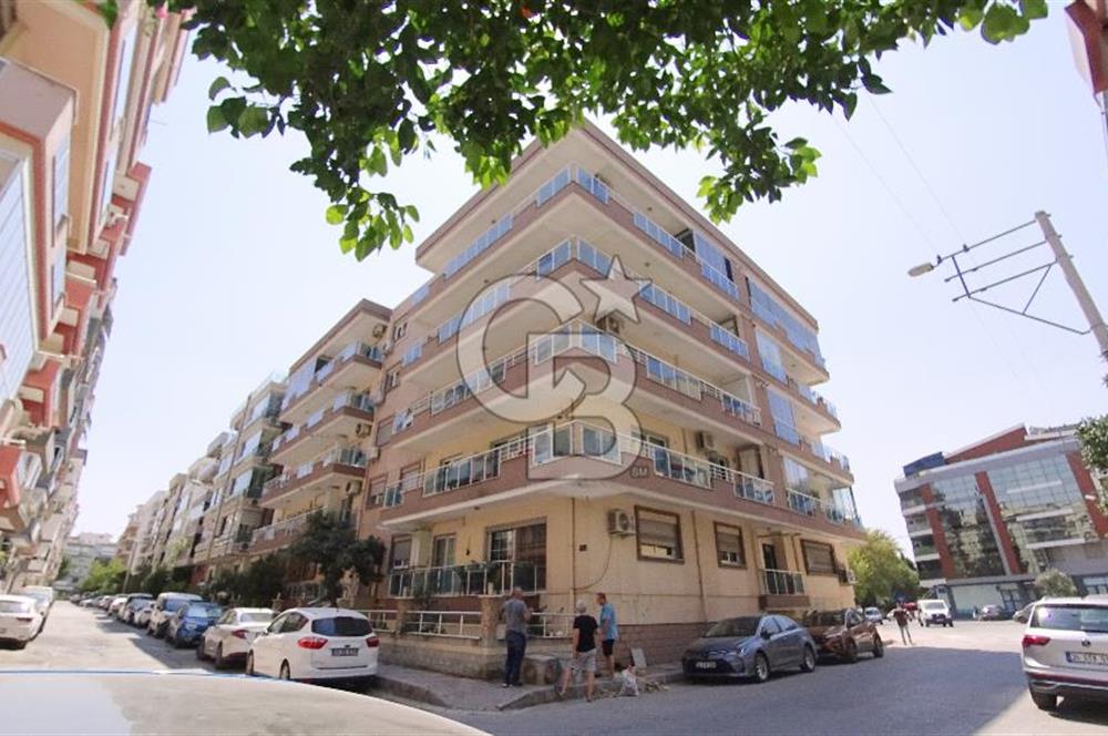İzmir Karşıyaka Yalı Mh.Donanımlı Kiralık Büyük 3+1 175² Daire