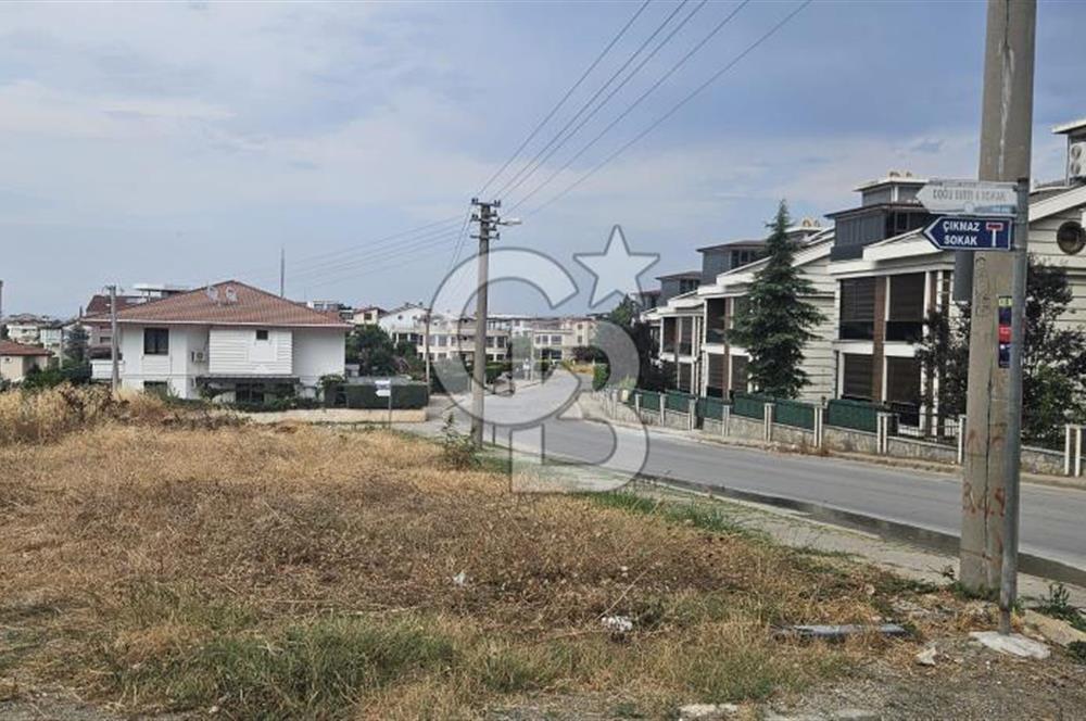 YALOVA KADIKÖY ÖZDEN MAHALLESİNDE SATILIK TİCARİ KONUT İMRALI ARSA!