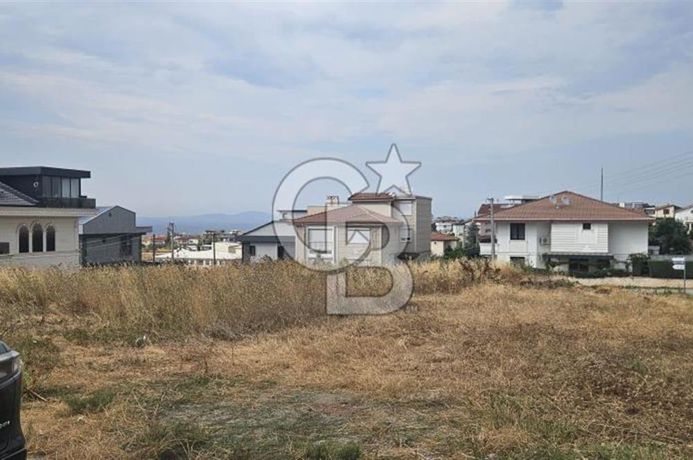 YALOVA KADIKÖY ÖZDEN MAHALLESİNDE SATILIK TİCARİ KONUT İMRALI ARSA!