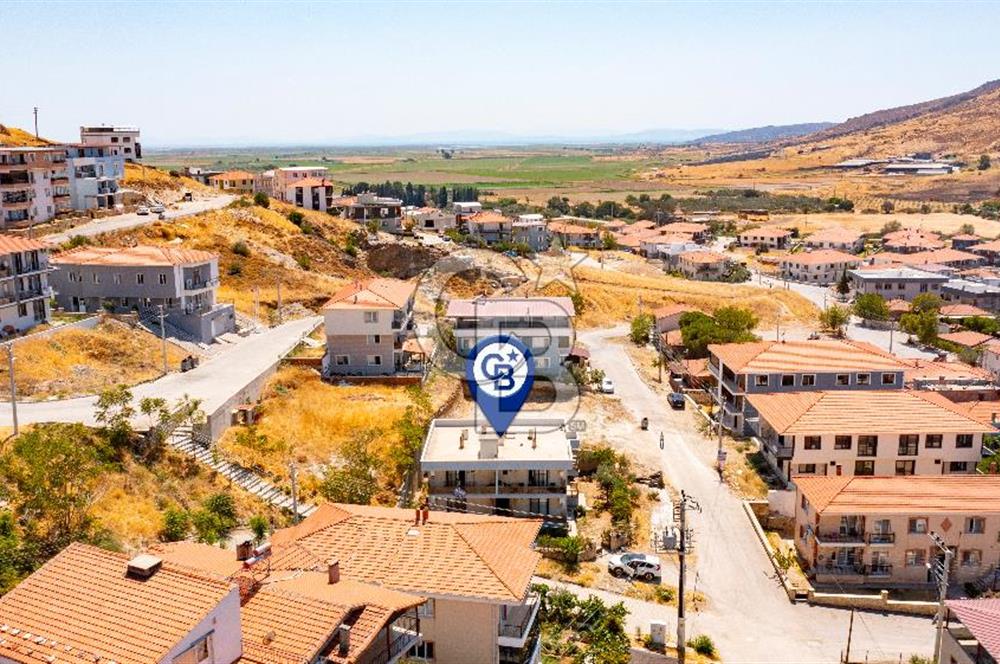 Foça Kazım Dirik Mah. Satılık Kapalı Mutfak 2+1 Eşyalı Daire