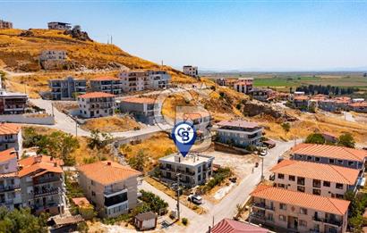 Foça Kazım Dirik Mah. Satılık Kapalı Mutfak 2+1 Eşyalı Daire