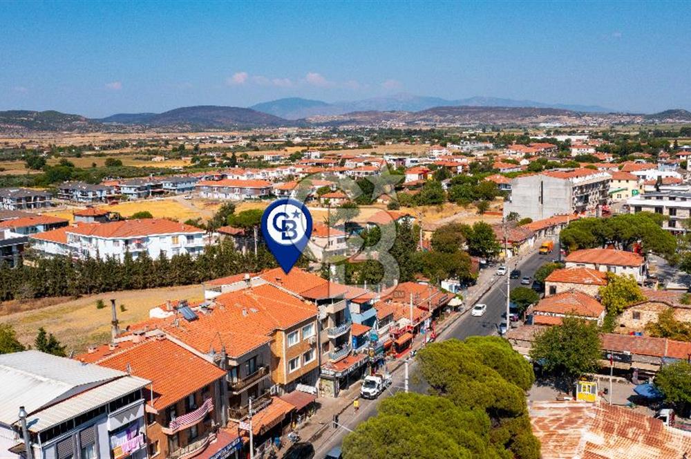 Foça Hacıveli Mah. Ana Cadde Üzeri Satılık 1+0 Daire