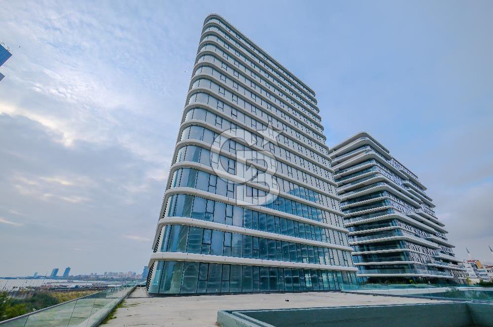 ZEYTİNBURNU KAZLIÇEŞME YEDİ MAVİ’DE 38.138 M2 SATILIK OTEL