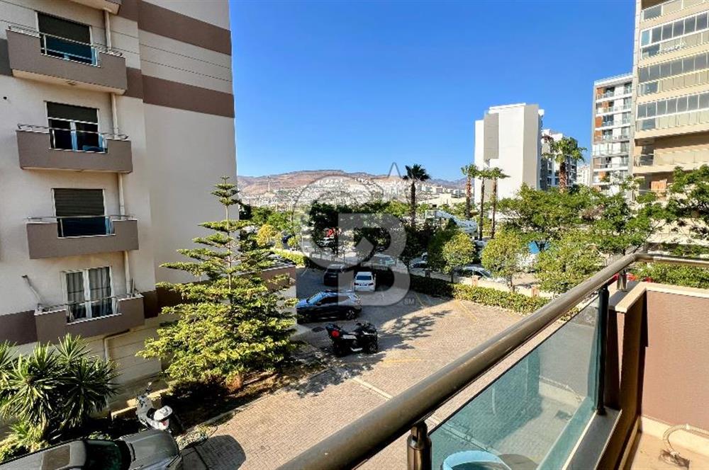 Mavişehir Family Park’ta Havuz Manzaralı 4+1 Satılık D