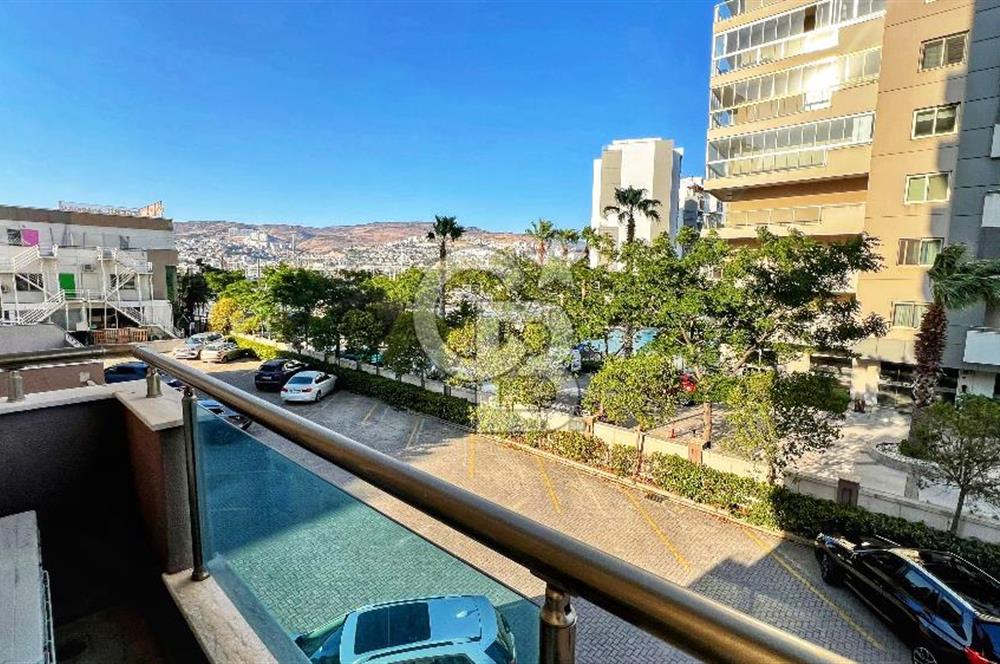 Mavişehir Family Park’ta Havuz Manzaralı 4+1 Satılık D