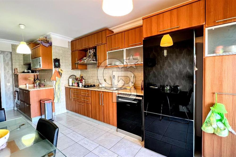 Mavişehir Family Park’ta Havuz Manzaralı 4+1 Satılık D