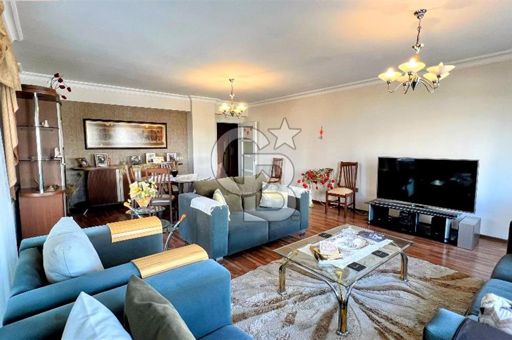 Mavişehir Family Park’ta Havuz Manzaralı 4+1 Satılık D
