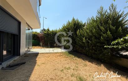 İzmir Güzelbahçe Maltepe'de Kiralık 2+1 Daire ( Denize 50 Mt.)