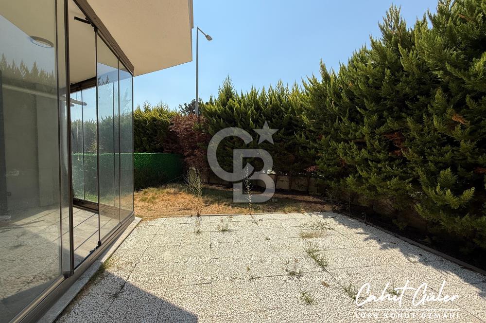 İzmir Güzelbahçe Maltepe'de Kiralık 2+1 Daire ( Denize 50 Mt.)