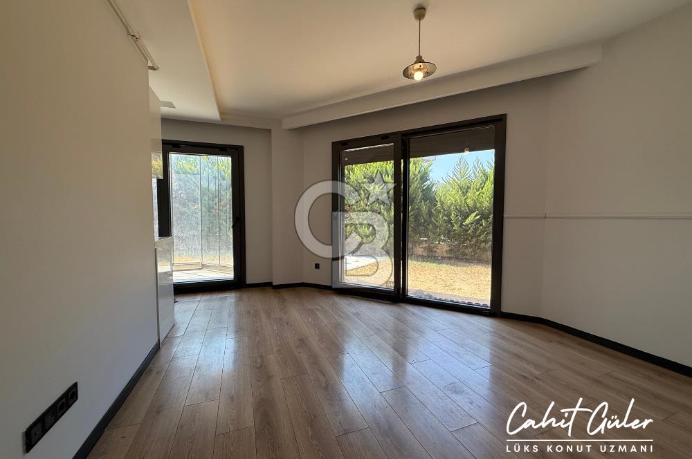 İzmir Güzelbahçe Maltepe'de Kiralık 2+1 Daire ( Denize 50 Mt.)