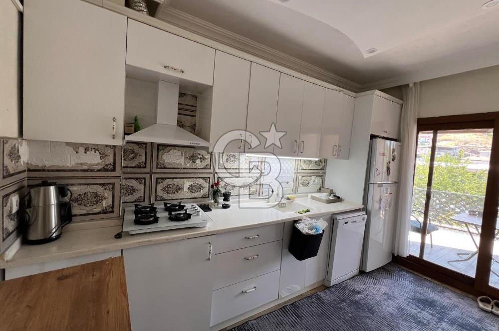 Foça Hacıveli Mah. Ana Cadde Üzeri 2+1 Kapalı Mutfak Daire