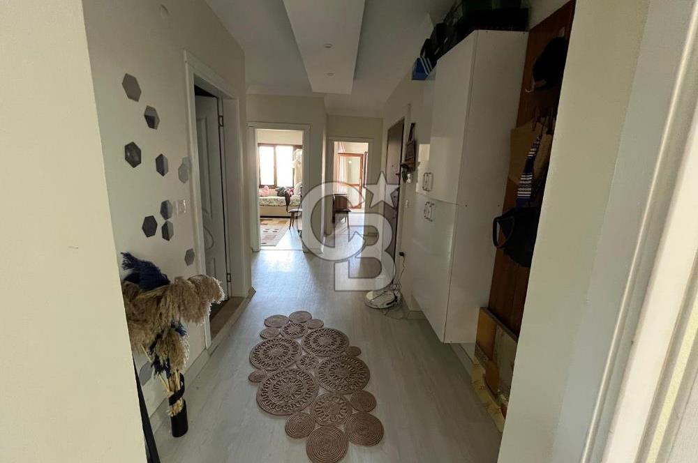 Foça Hacıveli Mah. Ana Cadde Üzeri 2+1 Kapalı Mutfak Daire