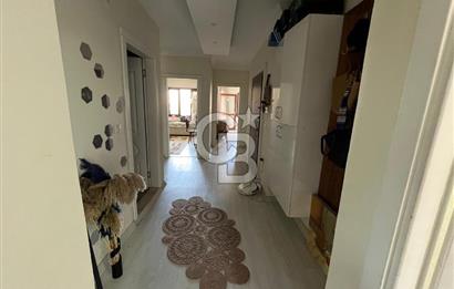 Foça Hacıveli Mah. Ana Cadde Üzeri 2+1 Kapalı Mutfak Daire