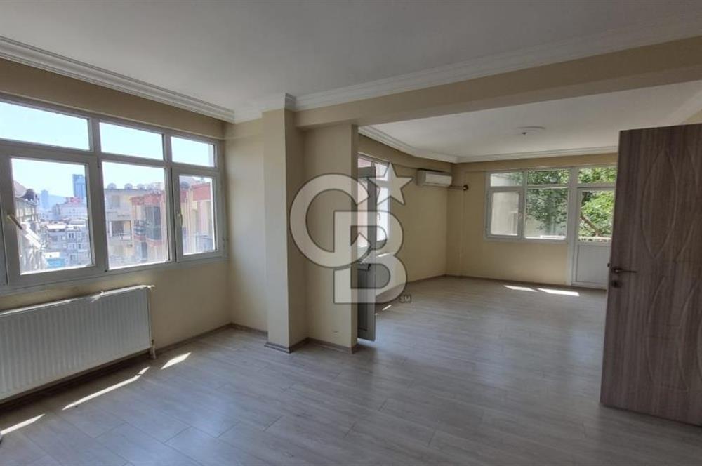 Bayraklı Sevgi Yoluna Yürüme Mesafesinde 3+1BakımlıSatılık Daire