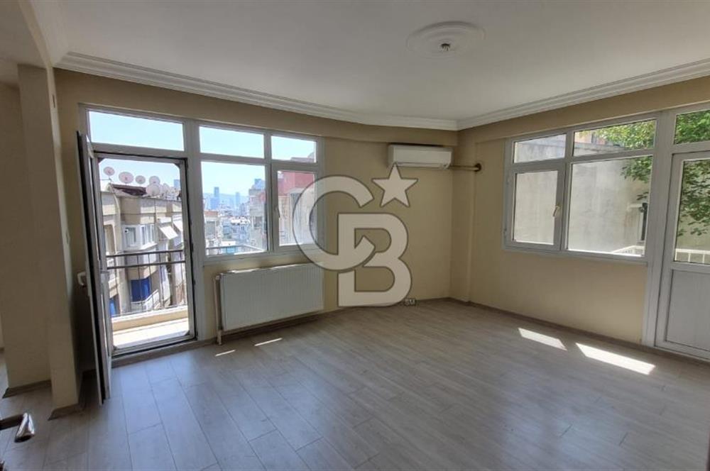 Bayraklı Sevgi Yoluna Yürüme Mesafesinde 3+1BakımlıSatılık Daire