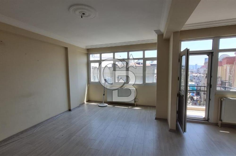 Bayraklı Sevgi Yoluna Yürüme Mesafesinde 3+1BakımlıSatılık Daire