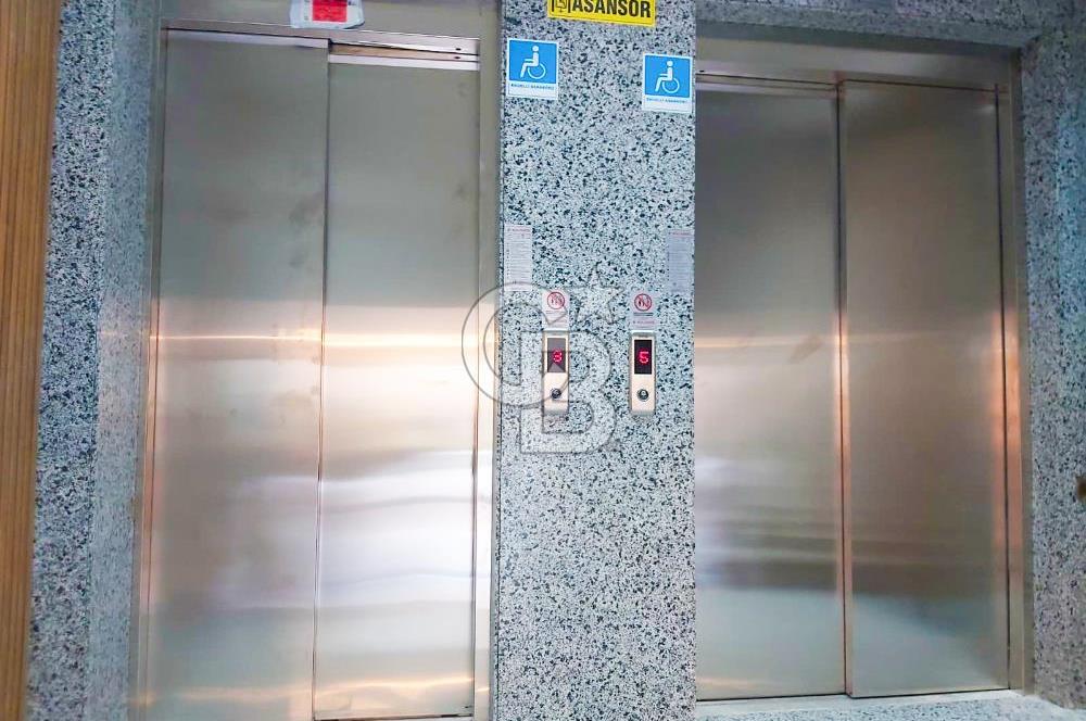 Kozyatağı'nda Sıfır Binada, 55 m2 Net 2+1 Kiralık