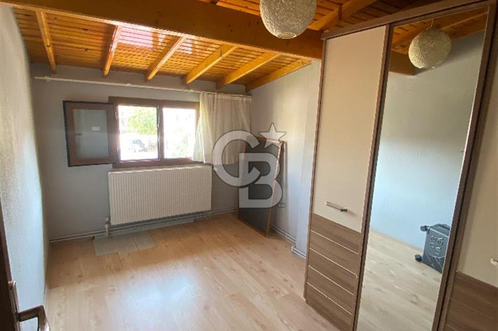 Sanat Sokaginda Satilik 4+1 Dubleks Daire