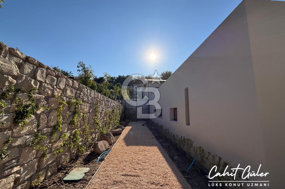 İzmir Urla Kekliktepe Vitae 2.Etap Satılık Sıfır Müstakil Villa