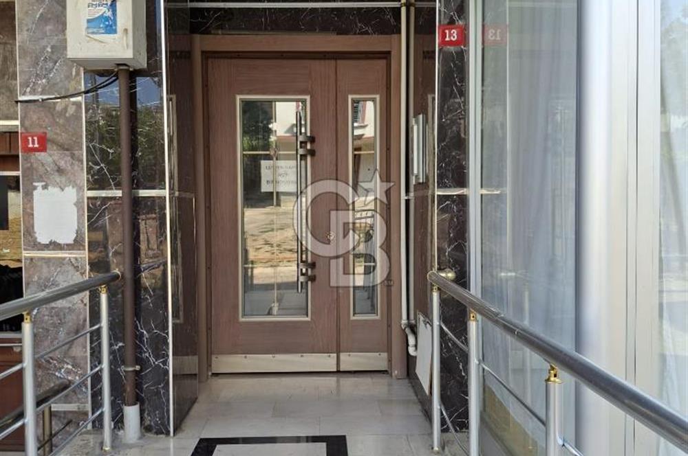 Sancaktepe Mevlana Mahallesinde 4+1 Satılık Daire