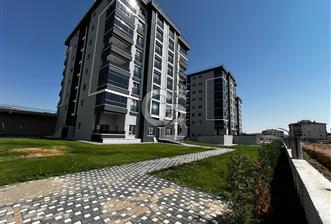 Sincan Yenikentte site içerisinde harika 3+1 satılık daire.