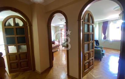 DEREKÖY KARDELEN SİTESİ'NDE SATILIK TRİPLEKS VİLLA