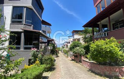 DEREKÖY KARDELEN SİTESİ'NDE SATILIK TRİPLEKS VİLLA