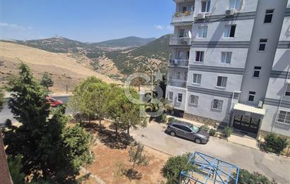 ÇİĞLİ İZKENT'TE LOKASYON AVANTAJLI ARAKAT SATILIK 3+1 DAİRE