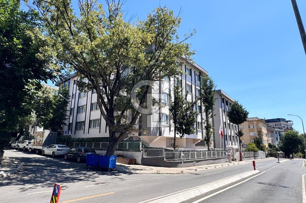 Üsküdar Bulgurlu'da Metroya 3 Dk Site İçinde Ferah 3+1 Daire
