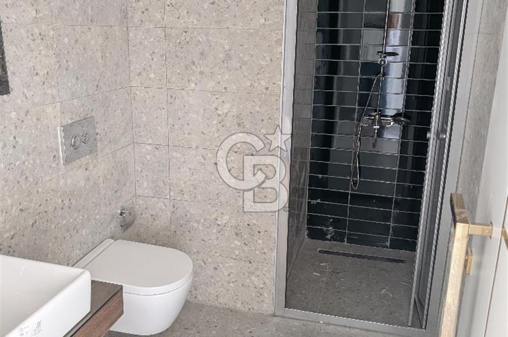 ZERAY ESİL'DE KAPALI MUTFAK 3+1 ÇATI DUBLEKS SATILIK DAİRE