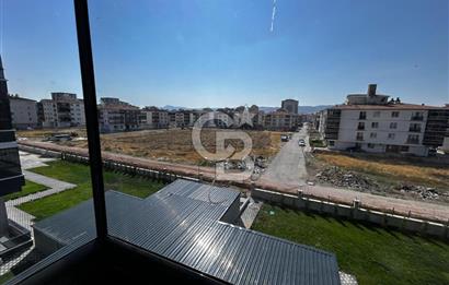 Sincan Yenikentte site içerisinde harika 3+1 satılık daire.