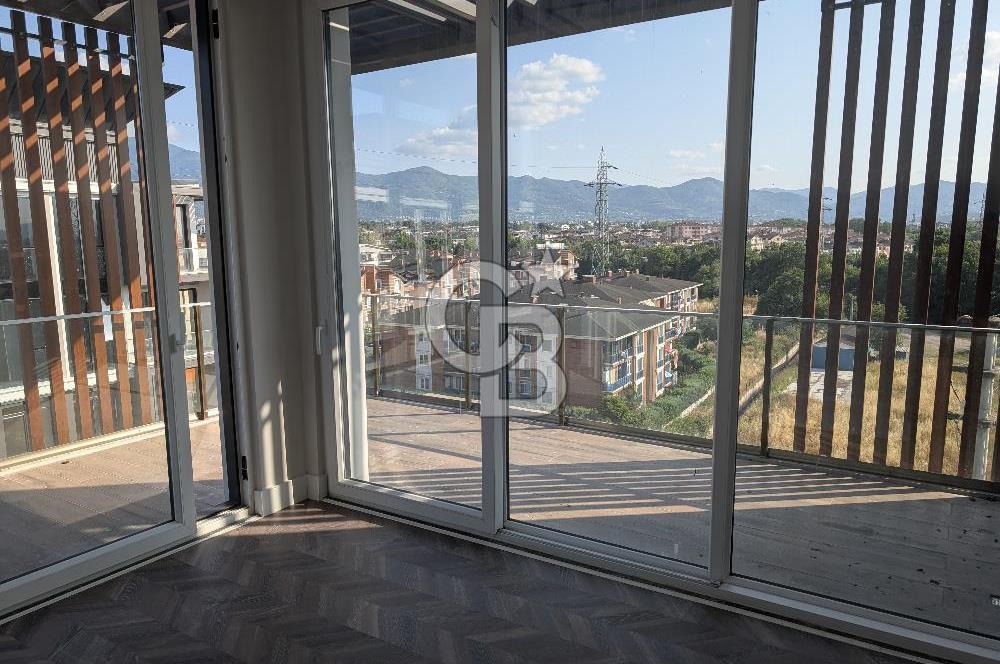 ZERAY ESİL'DE KAPALI MUTFAK 3+1 ÇATI DUBLEKS SATILIK DAİRE
