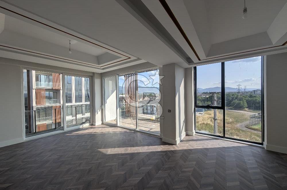 ZERAY ESİL'DE KAPALI MUTFAK 3+1 ÇATI DUBLEKS SATILIK DAİRE