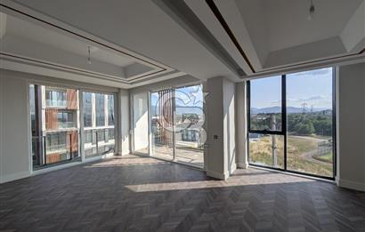ZERAY ESİL'DE KAPALI MUTFAK 3+1 ÇATI DUBLEKS SATILIK DAİRE
