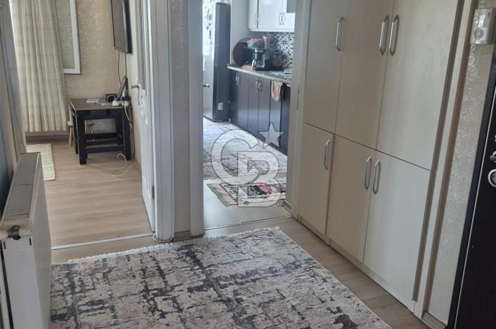 ÇİĞLİ İZKENT'TE LOKASYON AVANTAJLI ARAKAT SATILIK 3+1 DAİRE