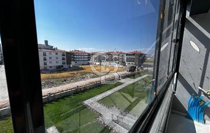 Sincan Yenikentte site içerisinde harika 3+1 satılık daire.