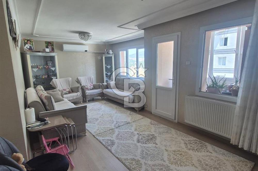 ÇİĞLİ İZKENT'TE LOKASYON AVANTAJLI ARAKAT SATILIK 3+1 DAİRE