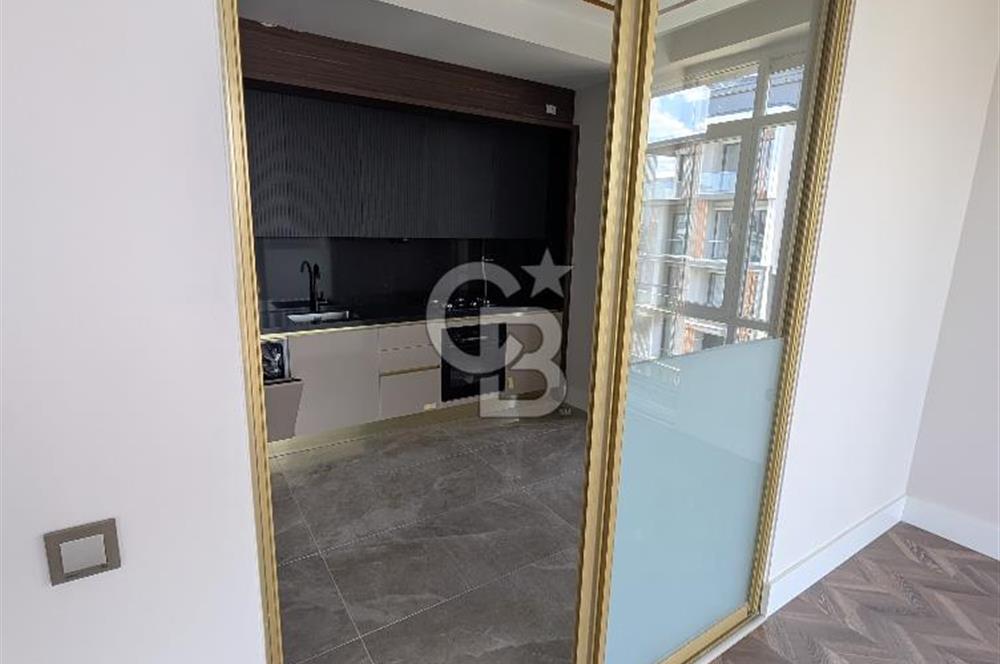 ZERAY ESİL'DE KAPALI MUTFAK 3+1 ÇATI DUBLEKS SATILIK DAİRE