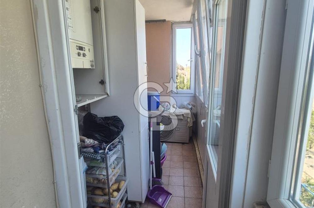 ÇİĞLİ İZKENT'TE LOKASYON AVANTAJLI ARAKAT SATILIK 3+1 DAİRE