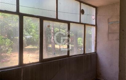 Beylikdüzü Büyükşehir sitesi satılık bahçe katı