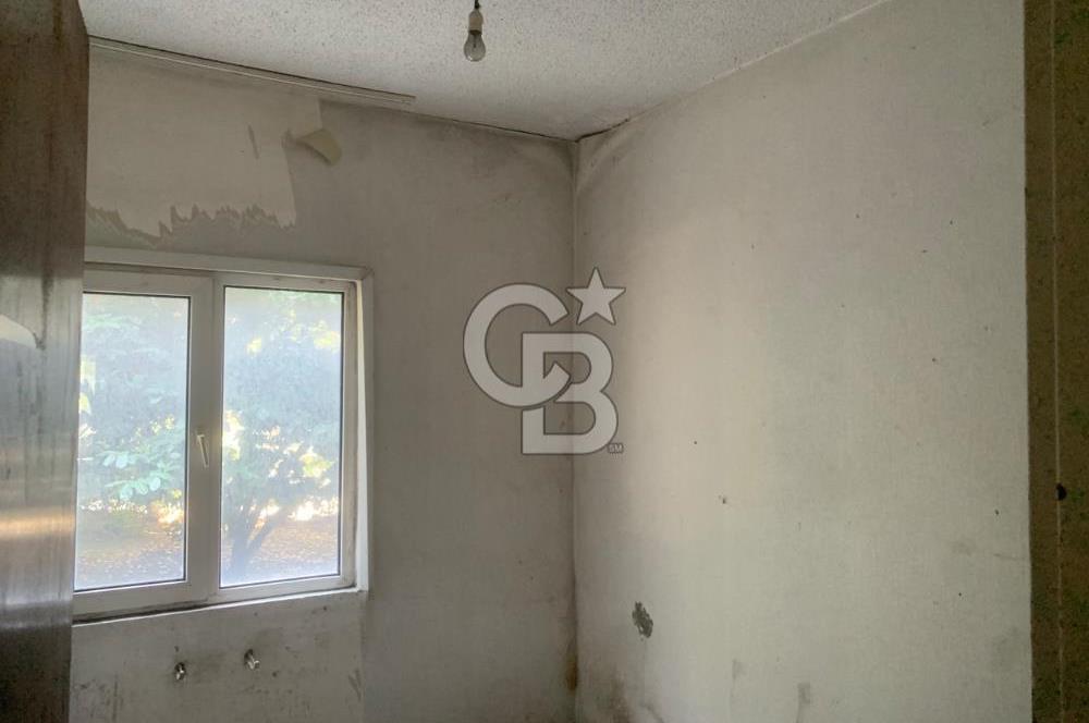 Beylikdüzü Büyükşehir sitesi satılık bahçe katı