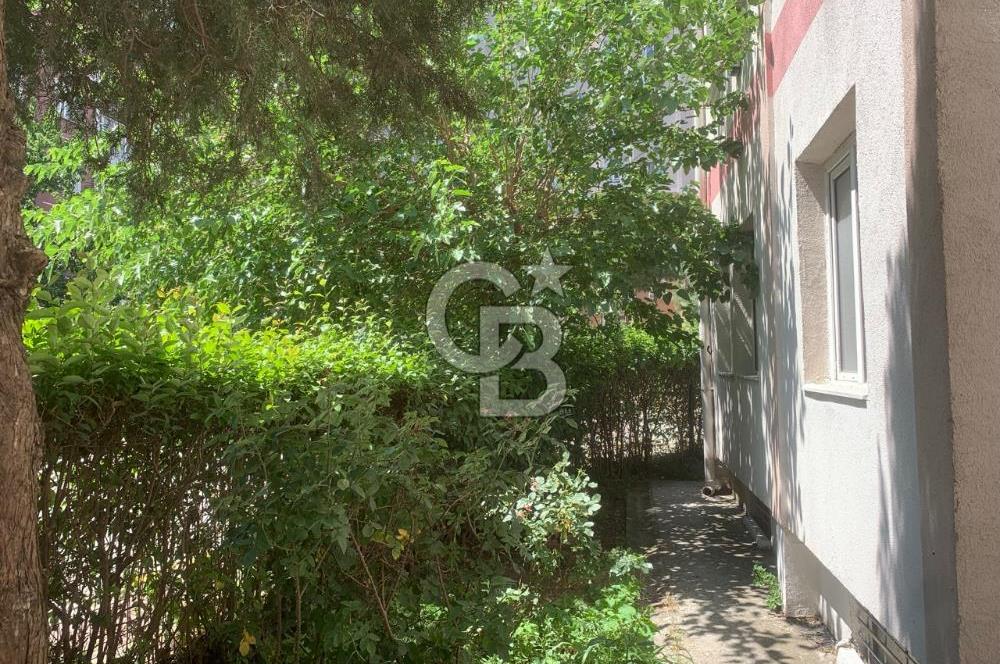 Beylikdüzü Büyükşehir sitesi satılık bahçe katı
