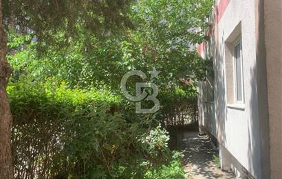 Beylikdüzü Büyükşehir sitesi satılık bahçe katı