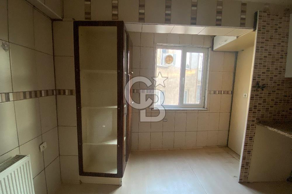 Manisa Şehzadeler Alaybey Mahallesinde Asansörlü Satılık Daire 