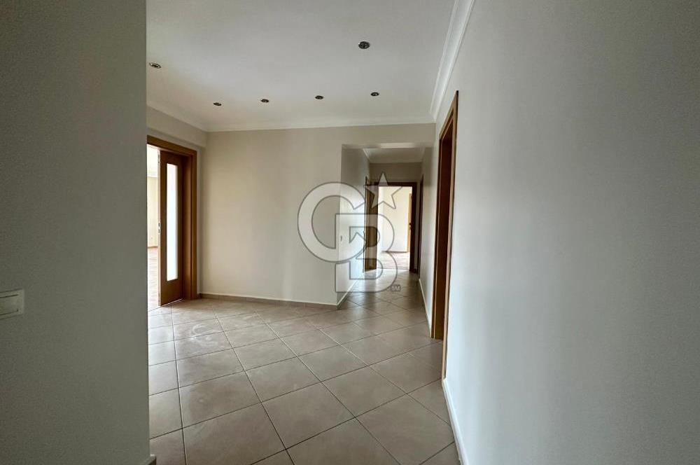 Çekmeköy Hamidiye Mah. Ekşioğlu Beşyıldız Sardunya Sitesinde 3+1 Kiralık Daire 